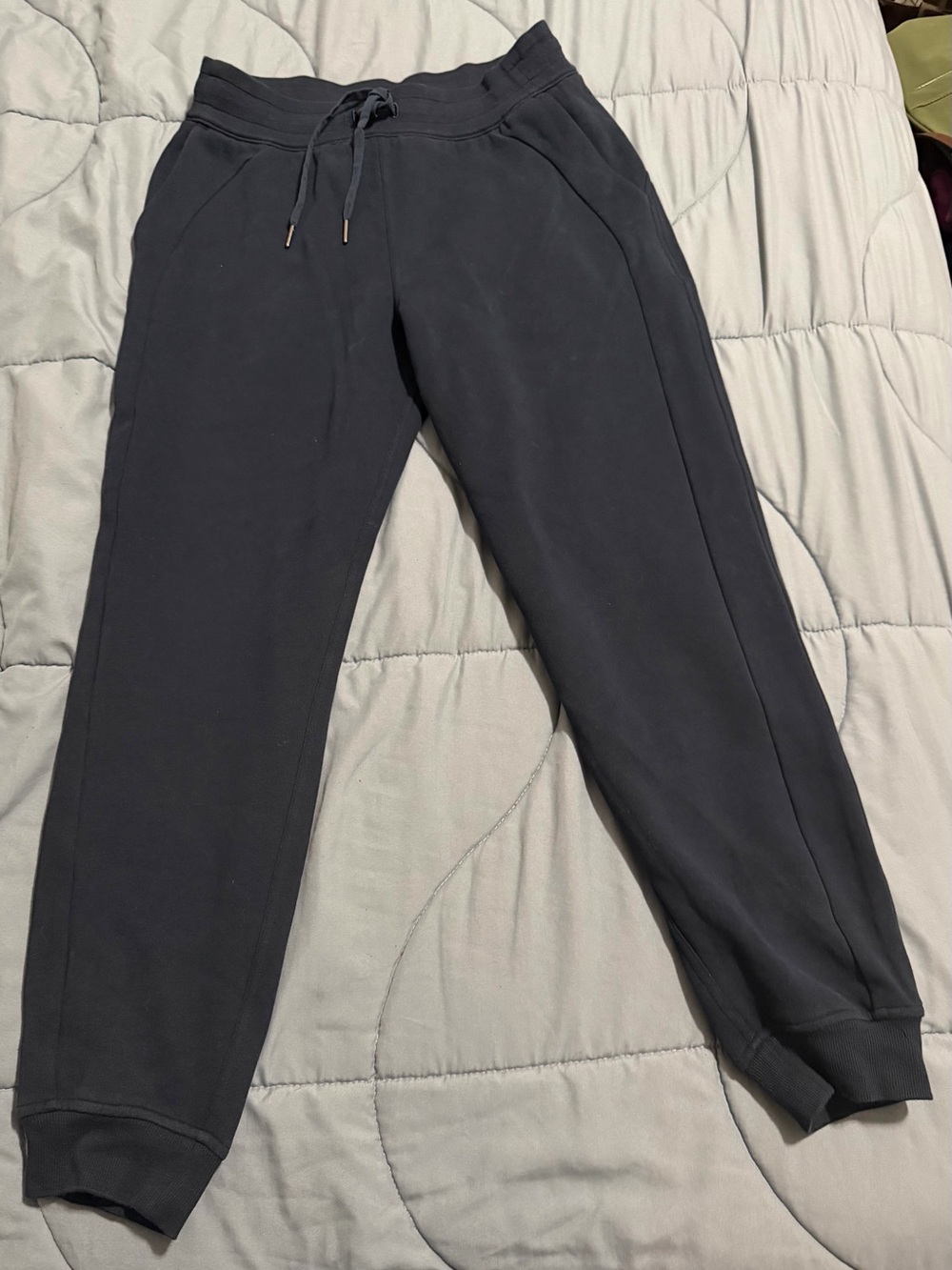 lululemon Women’s Dark Navy Joggers